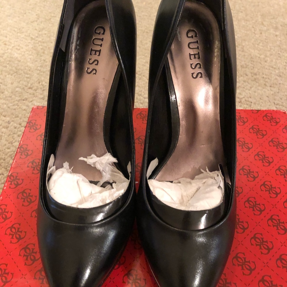 Guess pumps - Picture 2 of 4